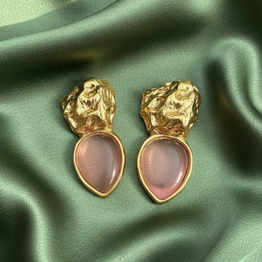 Museum Clip-on Gold Nugget Teardrop Cabochon Earrings Museum Retro Statement VTG